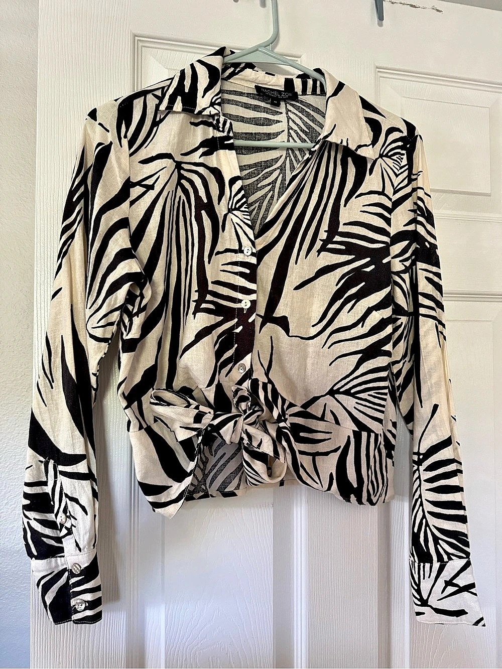 Rachel Zoe Black & White Tropical Florals Prints Tie-Front Shirt Size Medium